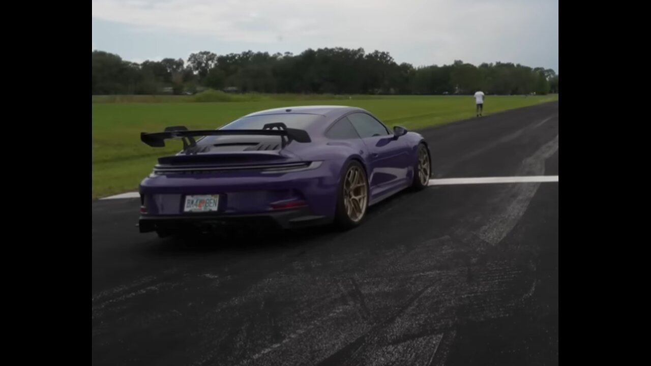 FULL BUILD - REBUILDING A CRASH DAMAGED PORSCHE 911 GT3