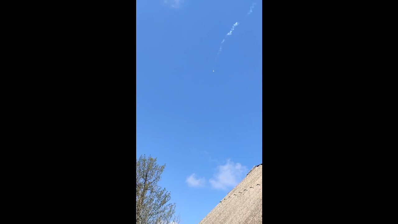 Russian SU-30 fighter jet shot down over Ukraine both pilots ejected