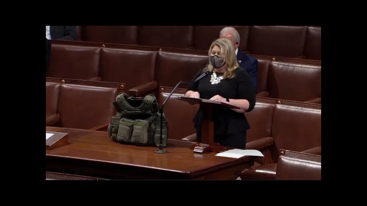 First Responder's Wife SHREDS Democrats’ Bill To Defund Police