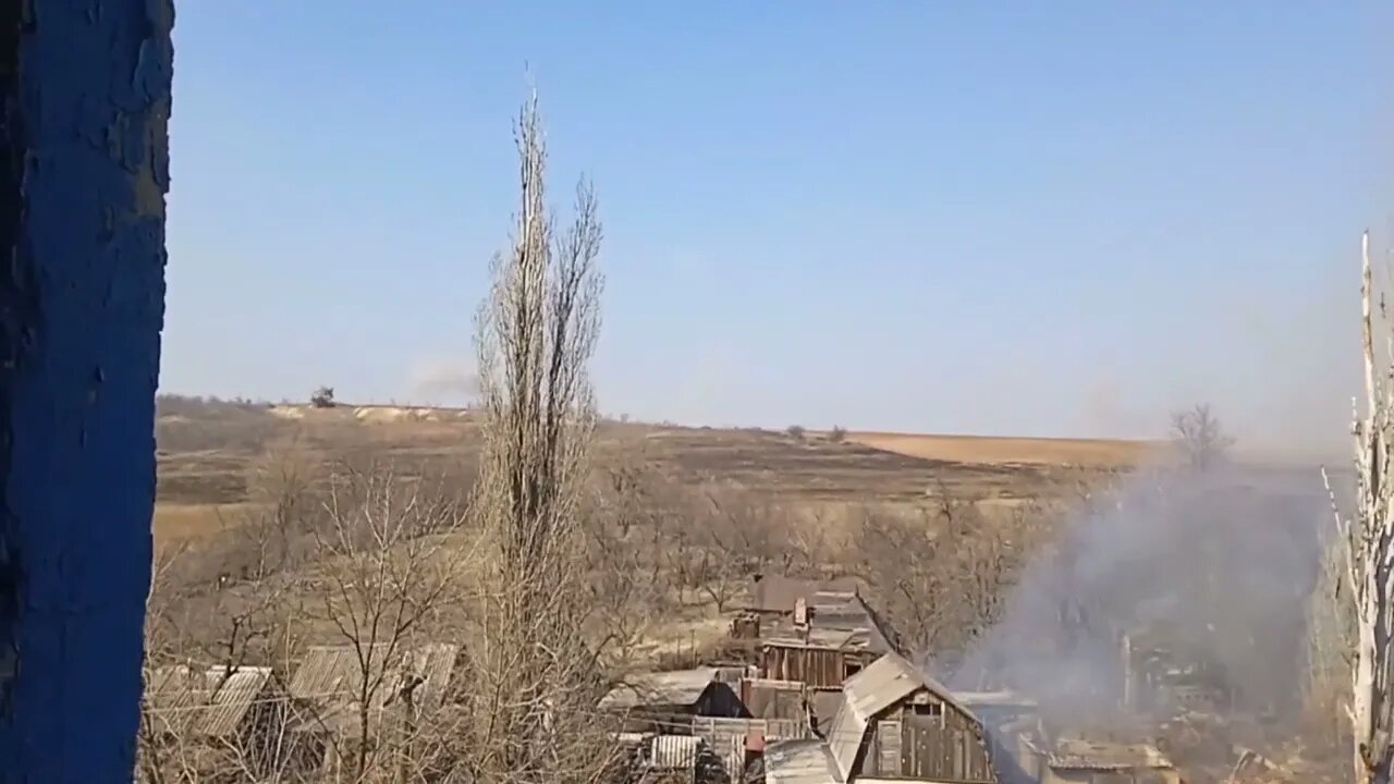 DPR Forces Dismantle Fortified Positions Of Ukrainian Nationalists