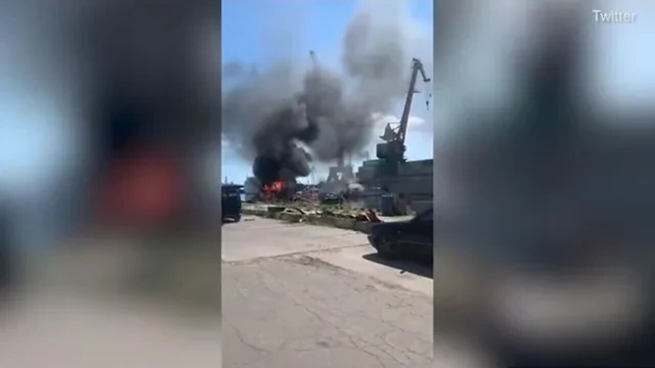 Video Russia strikes port of Odesa despite deal signed hours ago Daily Mail Online