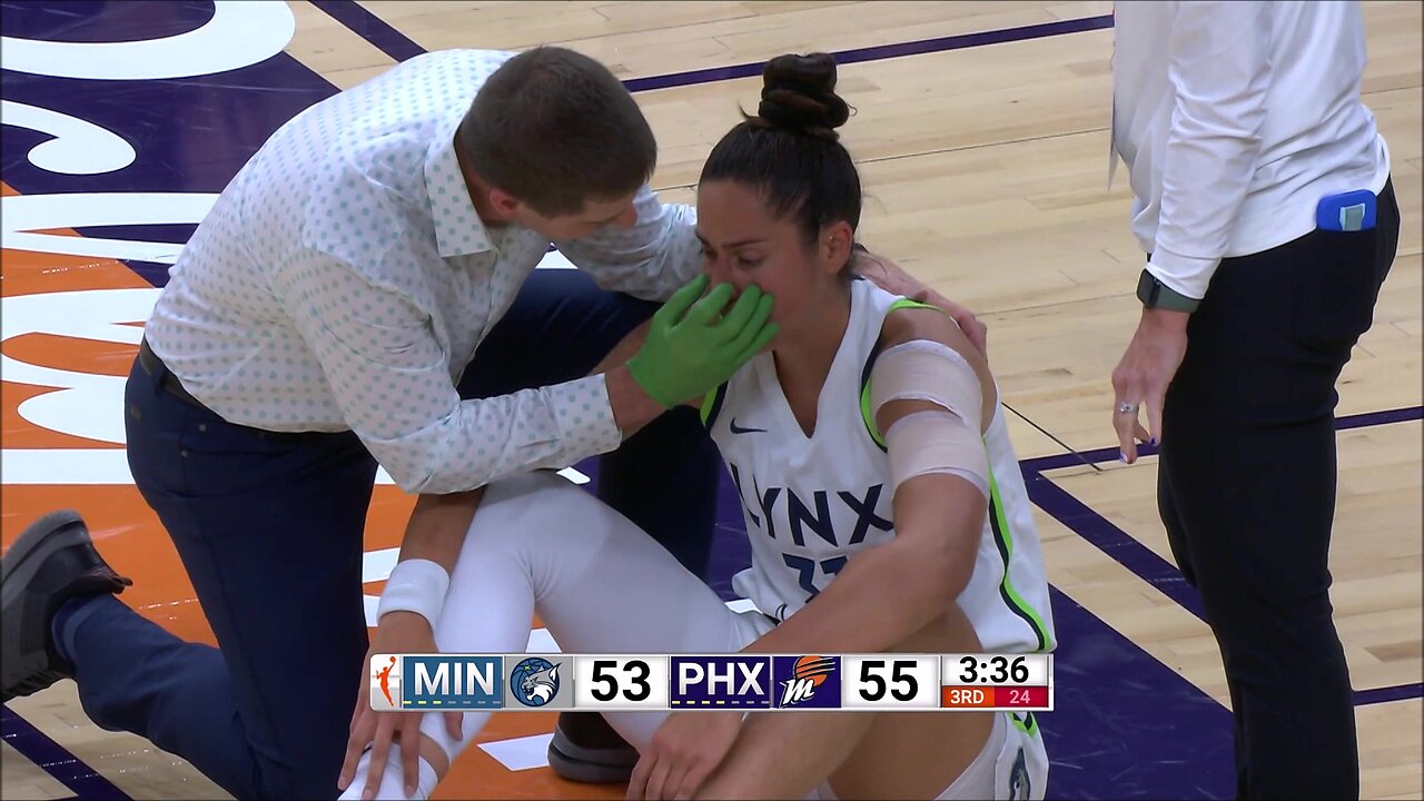 TECHNICAL After Milic Whacked In The Face, Trainer Checks For BROKEN NOSE | Phoenix Mercury vs Lynx