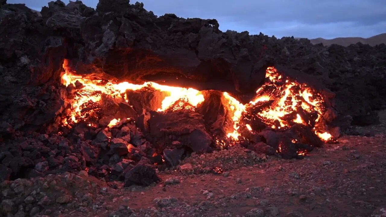 火山喷发Volcano eruption