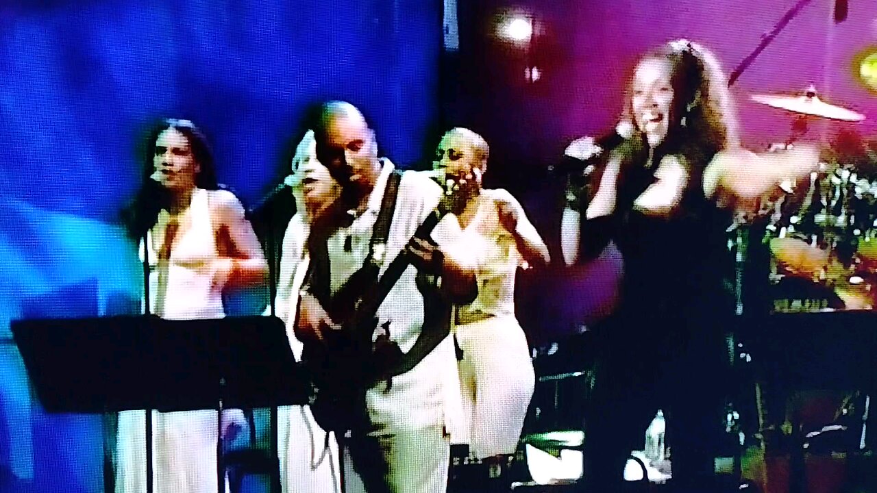 Kathy Sledge We Are Family 1999 Live