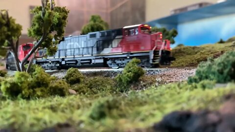 N Scale BLI Paragon 3 ES44AC (GEVOs) review this Sunday.