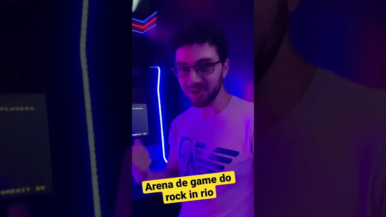 RK play na arena de vídeo game do rock in rio