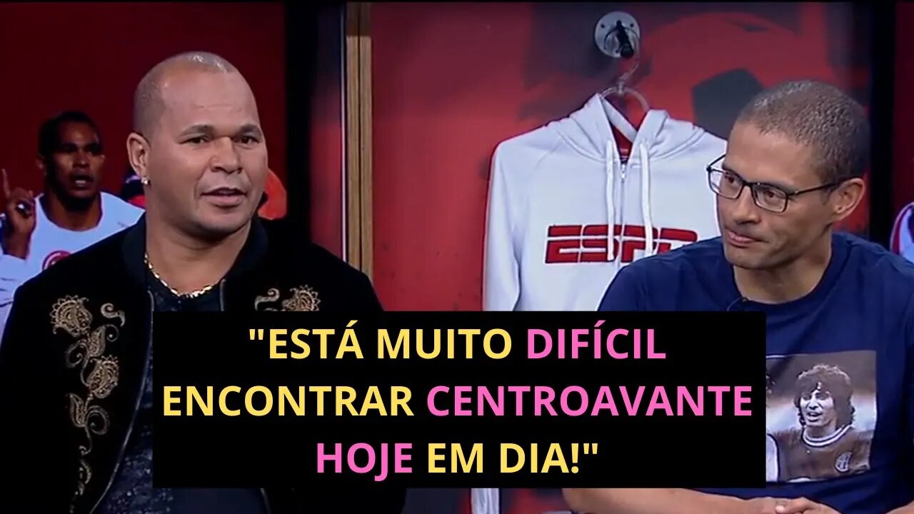 EXISTE ALGUM JOGADOR COM AS CARACTERÍSTICAS DO ALOÍSIO CHULAPA ATUALMENTE ALEX E DJALMINHA RESPONDEM