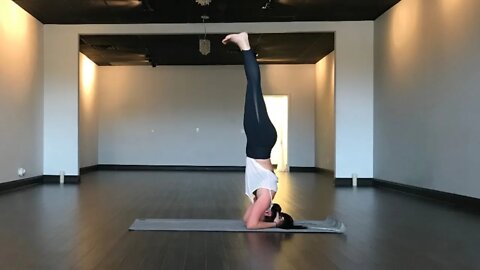 Melissa Leberer Owns Classical Headstand wide