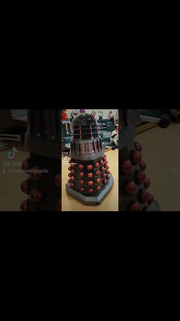 👉 #DALEK ON THE #FLOOR #DOCTORWHO #DALEKHAL 🎶 #YOUSPINMEROUND #DEADORALIVE #SHORTS #SUBSCRIBE