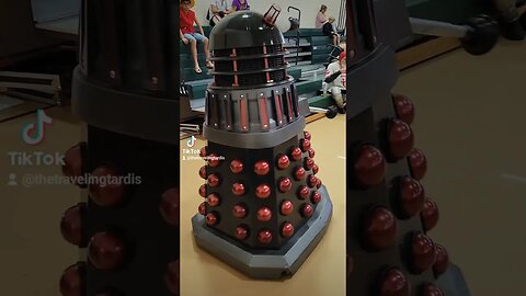 👉 #DALEK ON THE #FLOOR #DOCTORWHO #DALEKHAL 🎶 #YOUSPINMEROUND #DEADORALIVE #SHORTS #SUBSCRIBE