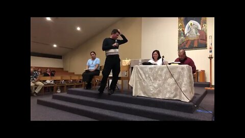 Preguntas y respuestas con el Padre Luis Toro