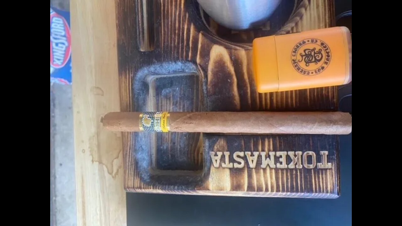 You know what day it is! #CubanThursday #Cohiba #Cigars