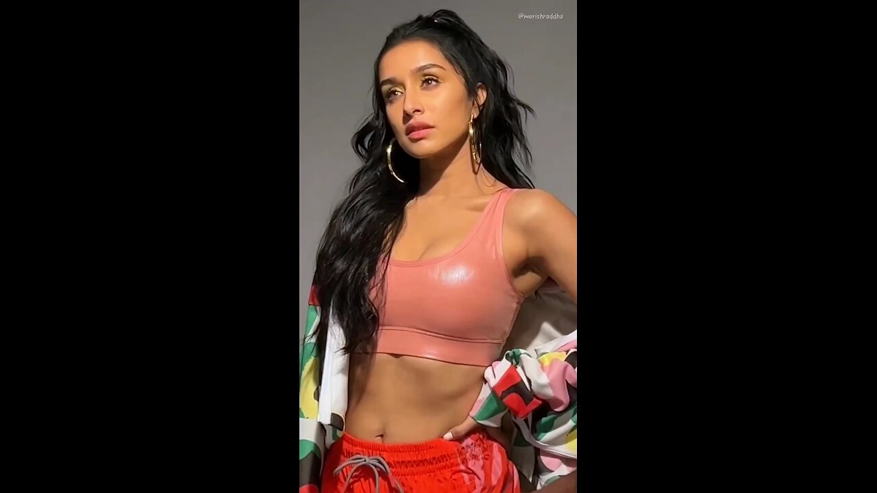 Shraddha Kapoor Hot Video