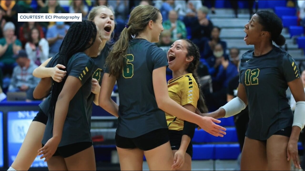 Amherst volleyball team heading to final four