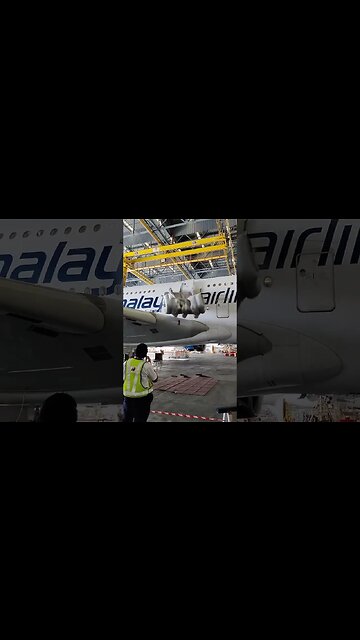 Hangar Testing Huge Malaysian #A380 Emergency Exit Escape Slide #Flying #Aviation #AeroArduino