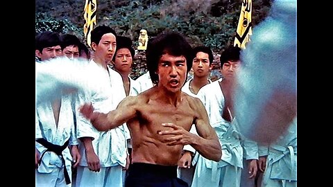 Cross kick Studio Films Bruce Lee Enter the Dragon