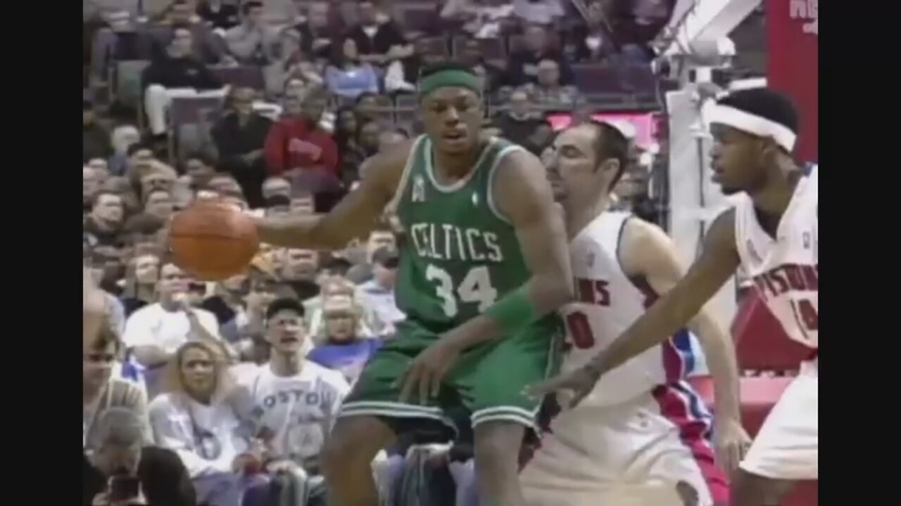 Paul Pierce 35 Points 3 Ast @ Pistons, 2001-02.