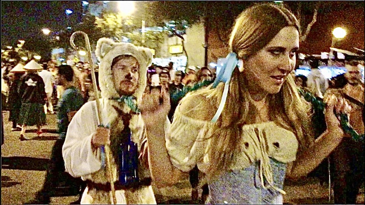 Little Bo Peep's Halloween Adventure - West Hollywood, Santa Monica Blvd. California.