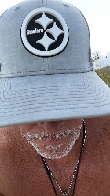 Even rain clouds run out of rain! 🌴😎❤️ #promptings #sendoutcards #islandvibe