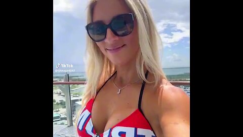 Voting Donald Trump, baby!!!!!!!.