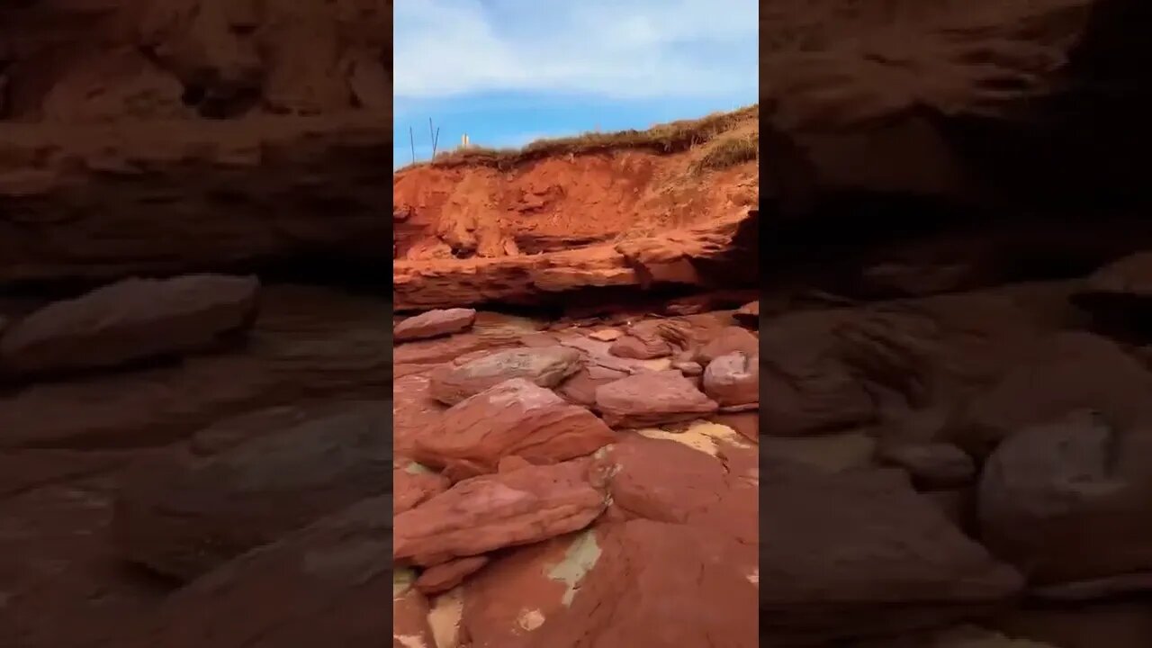 Red sand cliffs at the beach