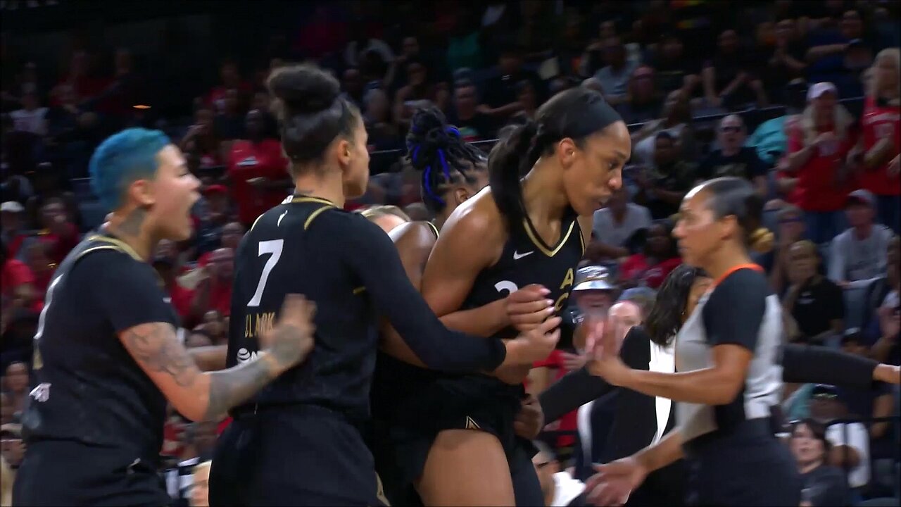 😳 A'ja Wilson HELD BACK By Teammates & Coach After Push To The Floor! | Las Vegas Aces vs NY Liberty