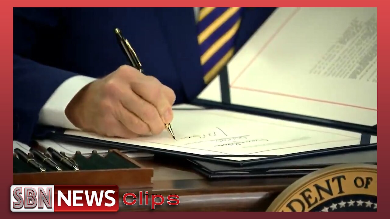 Biden: "Eh, I'm Not Gonna Read It All. I'll Just Sign it." - 5323