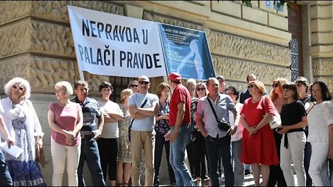 Ispred šibenskog suda održan je prosvjed zaposlenih u pravosudnim tijelima