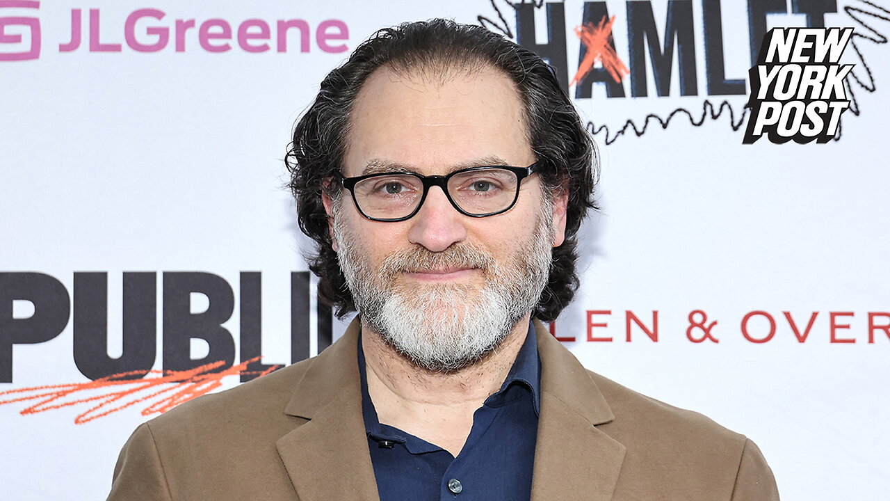 'Boardwalk Empire' actor Michael Stuhlbarg attacked by rock-wielding homeless man near Central Park: cops