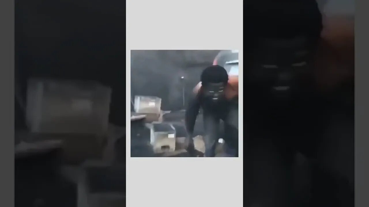 What the heck 😂😂🤣