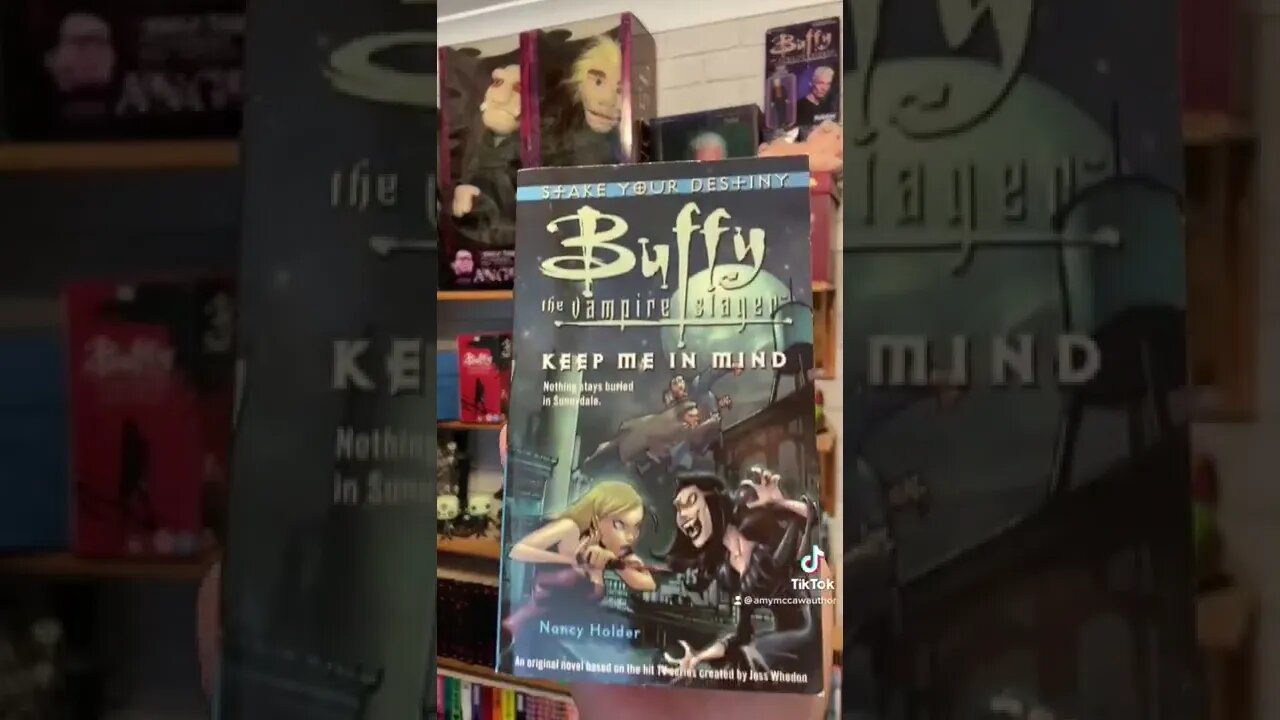 #TikTok ~ HAVE YOU READ ANY BUFFY NOVELS? #booktube #buffythevampireslayer #vampire #booktok #shorts