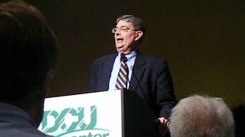 George Weigel Tells his Pope Bob Dylan story at the Catholic Men's Conference.AVI