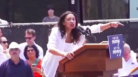 AOC's Rally Blunder: "Are You Ready to Win This Country Back?" Followed by Laughter 🤣🎤🇺🇸