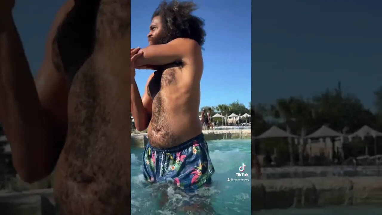 Hot tub in the sun rays vibes with rock mercury