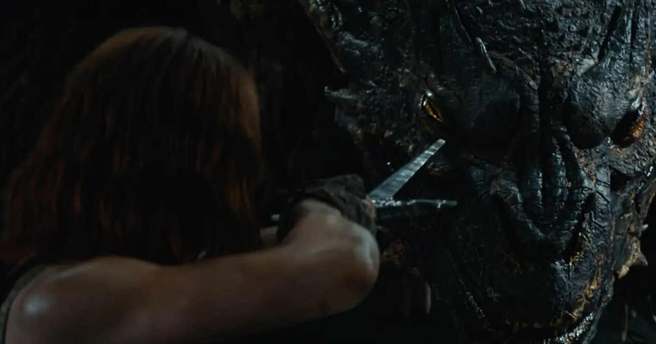 Girl is Thrown Into a Dragon Pit as a Sacrifice And Must Fight a Giant Dragon to Survive