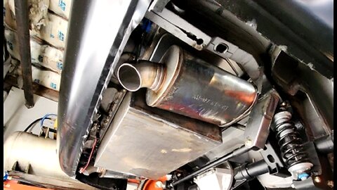 Chapter 40 1970 TransAm Clone - Exhaust, Console, Fire Suppression
