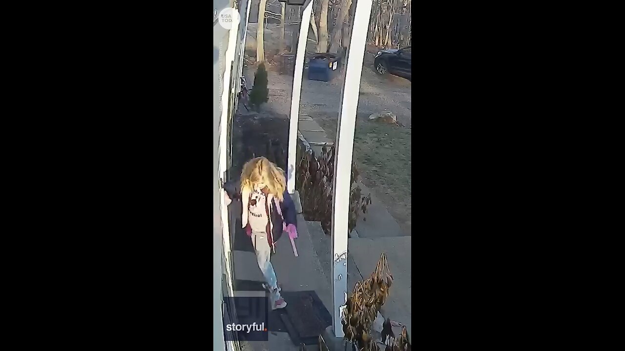 😱😱Heroic mom saves terrified five-year-old from raccoon attack | USA TODAY #Shorts