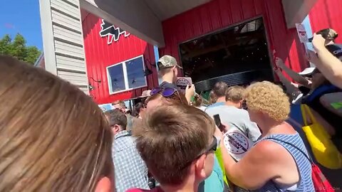 He should just drop out. He does not stand a chance against Trump. 😂😂😂