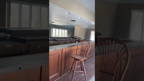 Permanently Closed Country Club in Illinois may reopen 🤔