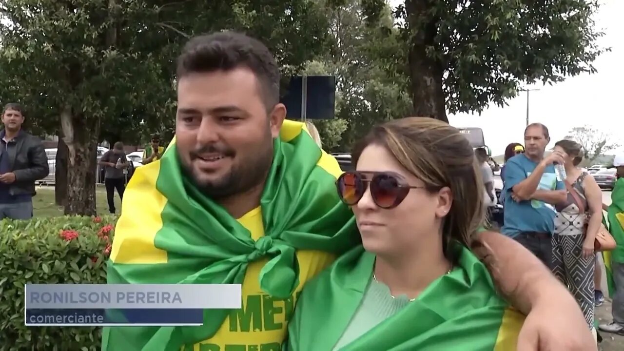 Jair Bolsonaro: Chegada do Presidente da República no Vale do Aço acompanhada por apoiadores