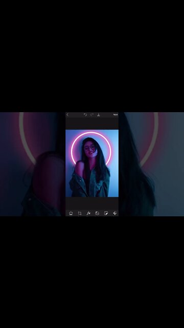 How to Create a Neon Ring Light Effect With PicsArt ✨