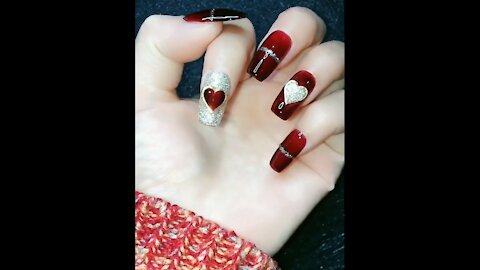 NAIL DESIGN