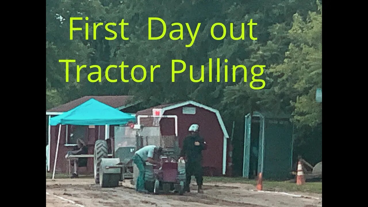 Pulling at Harrison County Lil Hustlers