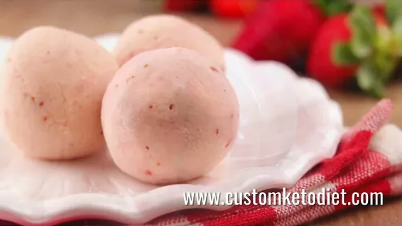 10 Keto Strawberry Cheesecake Fat Bombs