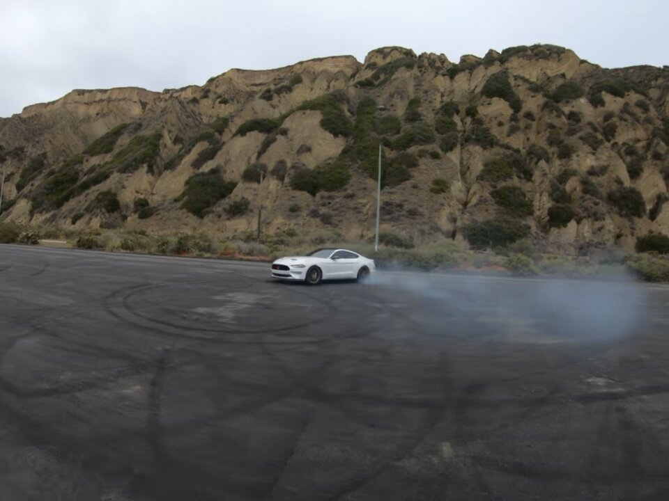 Mustang GT Donuts