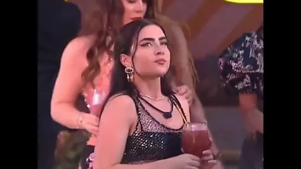OLHA A REACAO DA JADE PICON QUANDO A NAIARA AZEVEDO CHEGA PROXIMO DELA ( BBB22 ) ( TRETA ) #shorts