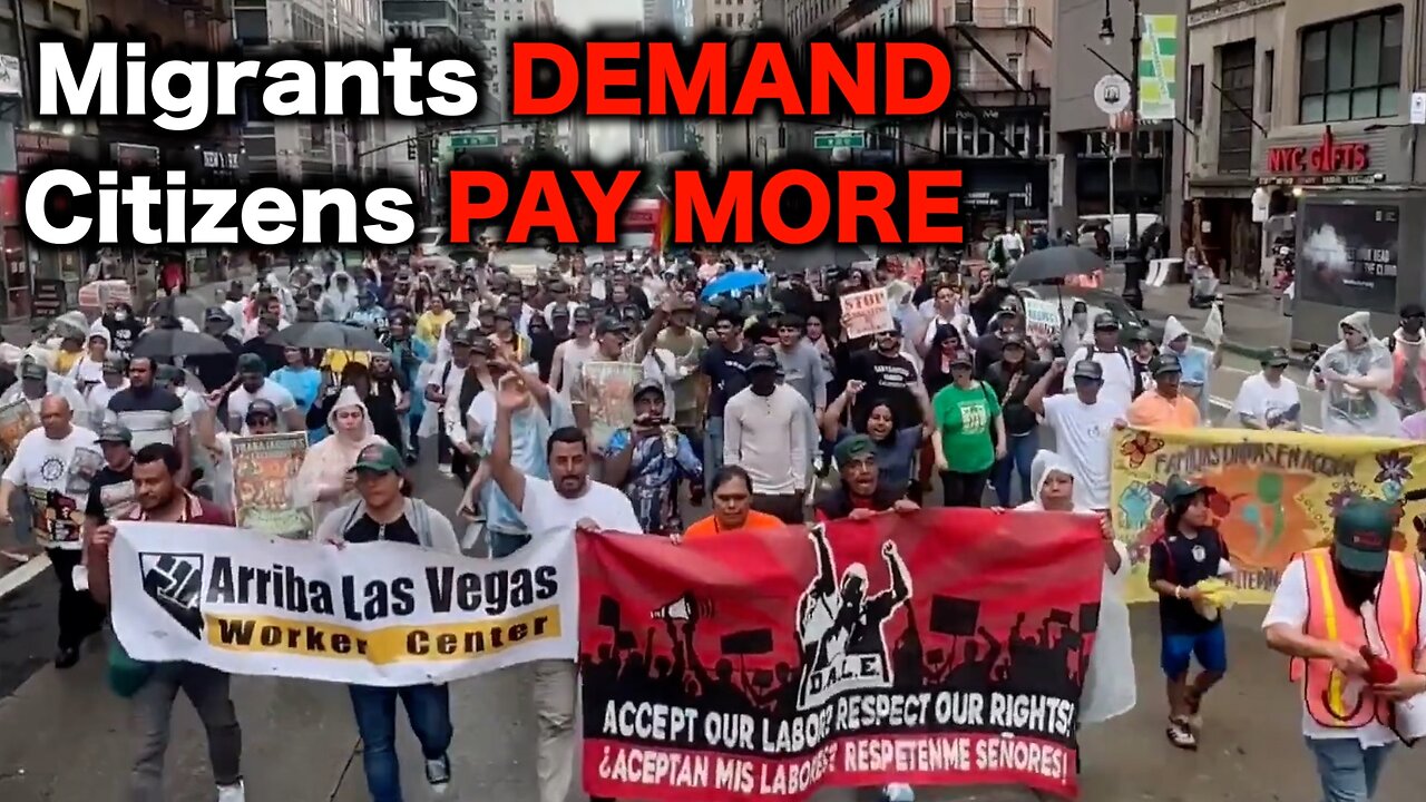 Migrants SHUTDOWN Times Square