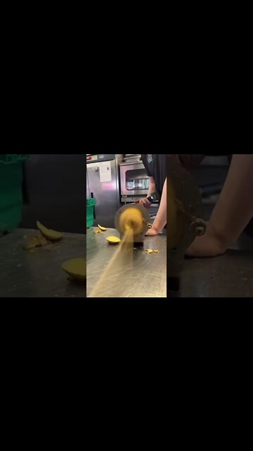 #shorts #2022 funny,prank,funjokes,dad jokes,funny memes,funny video,fun,laughing,funny animal,knock