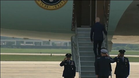 Biden Uses Shorter Air Force Staircase Because He's So Fit