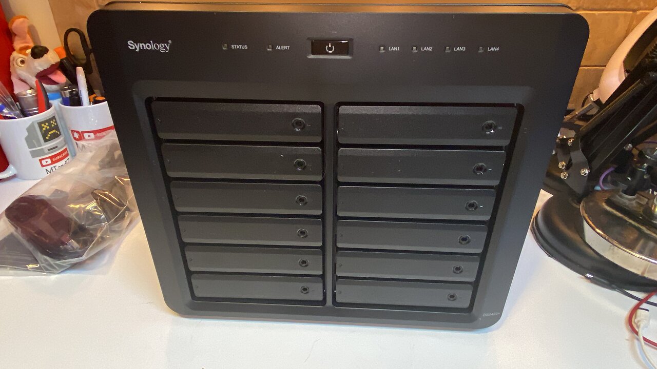 UnBoXing & Detailed Look at Synology DiskStation DS2422+ 12-Bay NAS Enclosure No Commentary